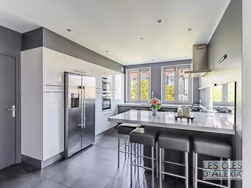 Appartement, 252,84 m²