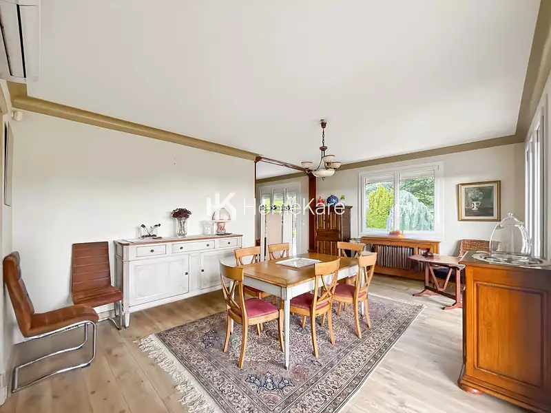 Maison, 263 m²