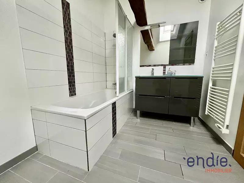 Maison, 258 m²