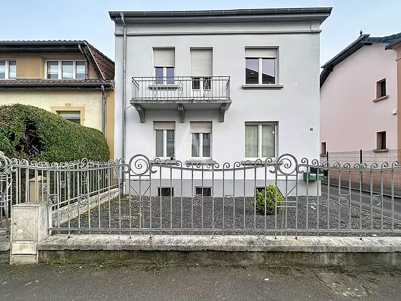 Immeuble, 160 m²