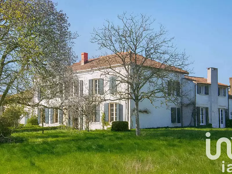 Maison, 487 m²