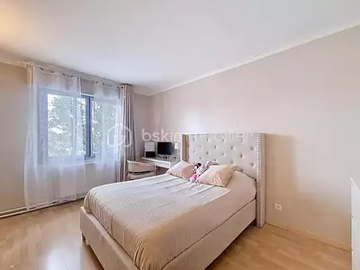 Maison, 180 m²