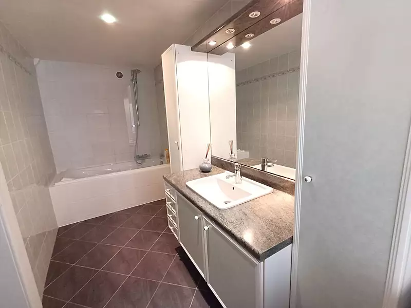 Immeuble, 350 m²