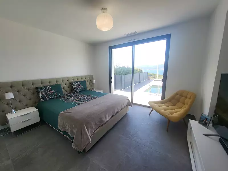 Maison, 211 m²