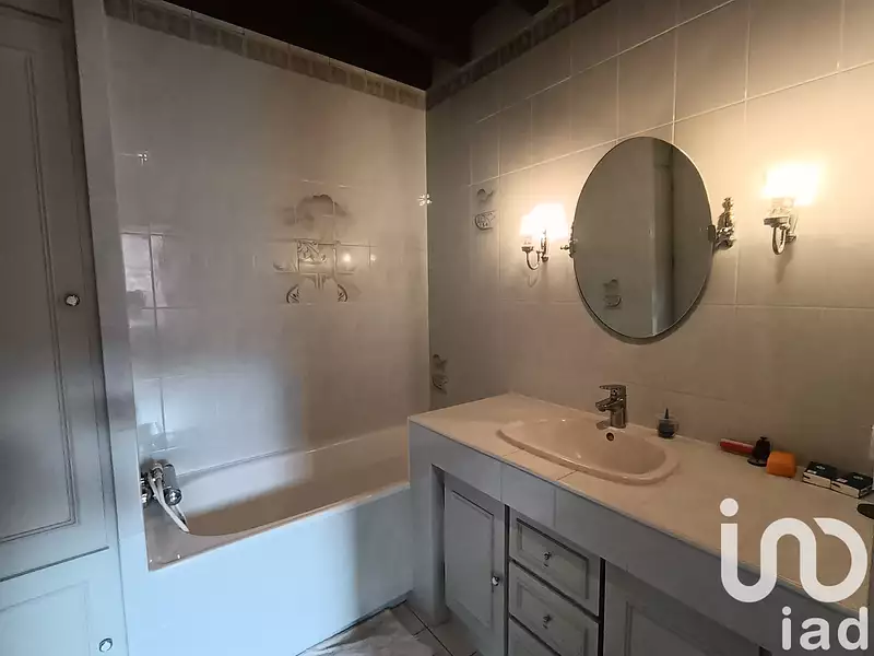Maison, 163 m²