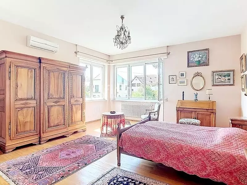 Maison, 277 m²
