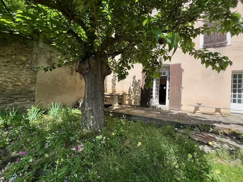 Maison, 196 m²