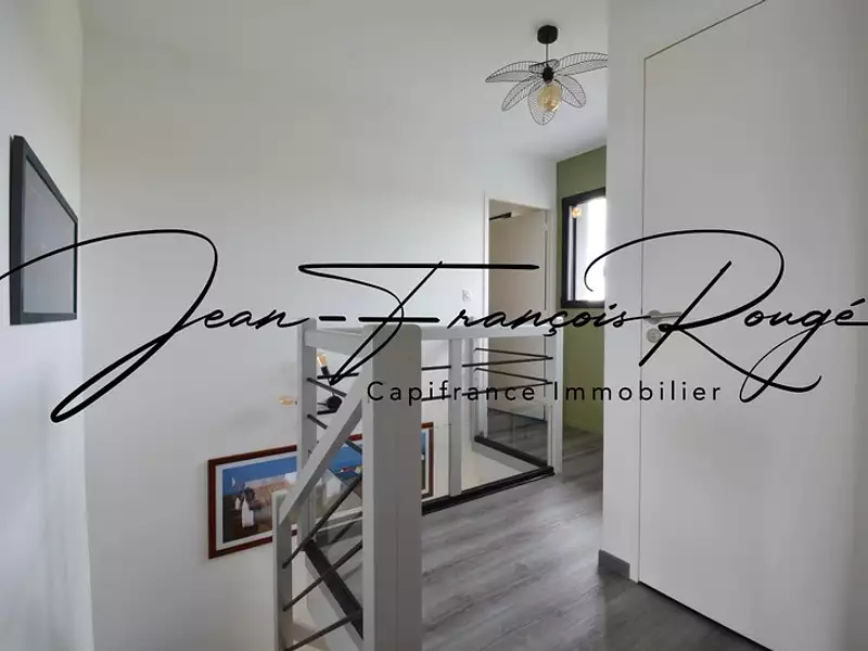 Maison, 162 m²
