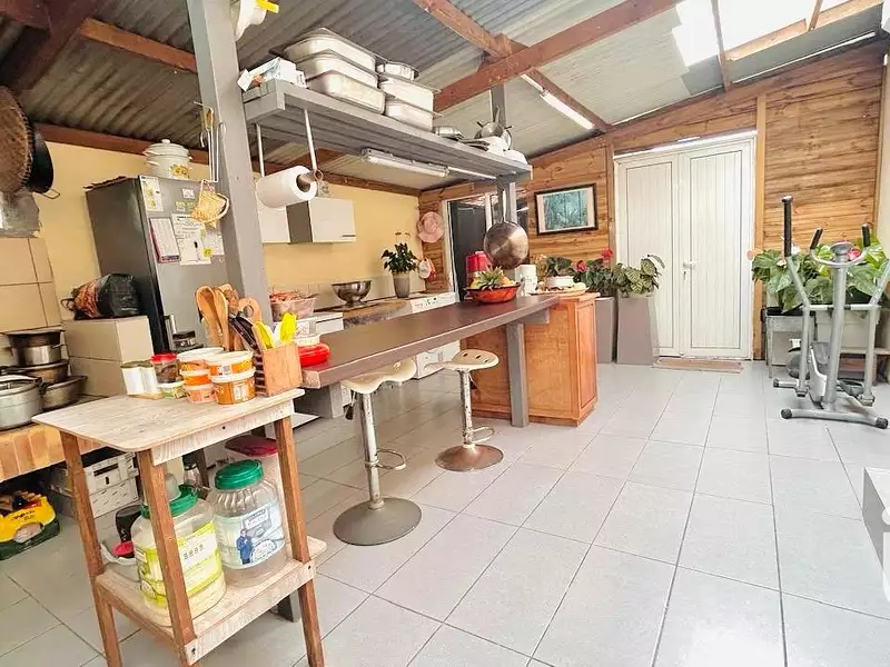 Maison, 184 m²