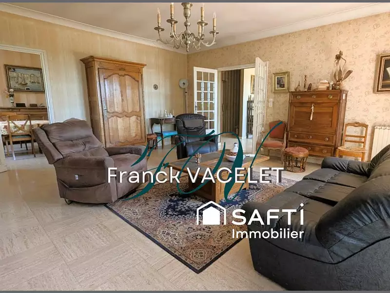 Maison, 250 m²