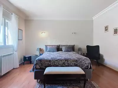 Maison, 257 m²