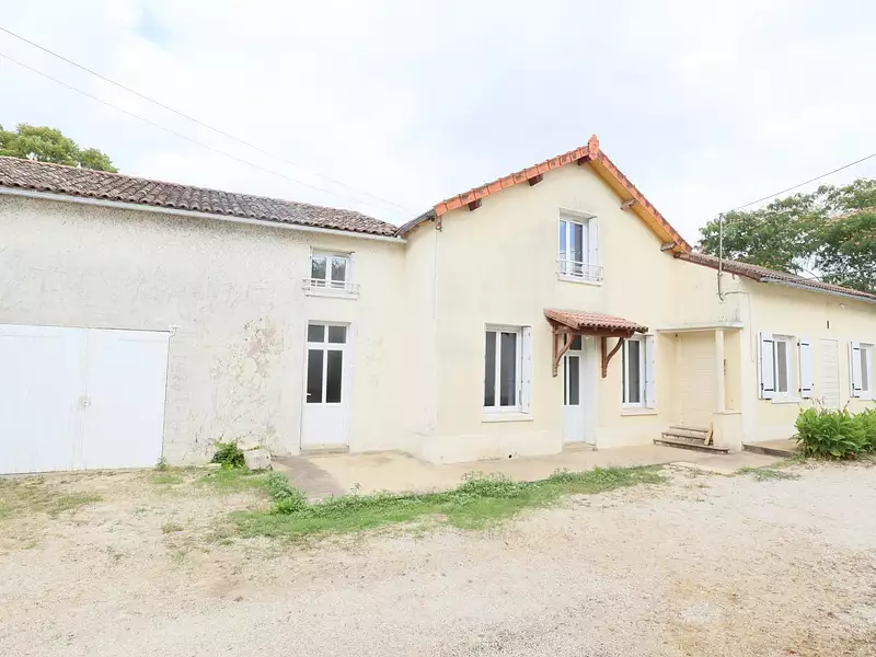 Maison, 195 m²