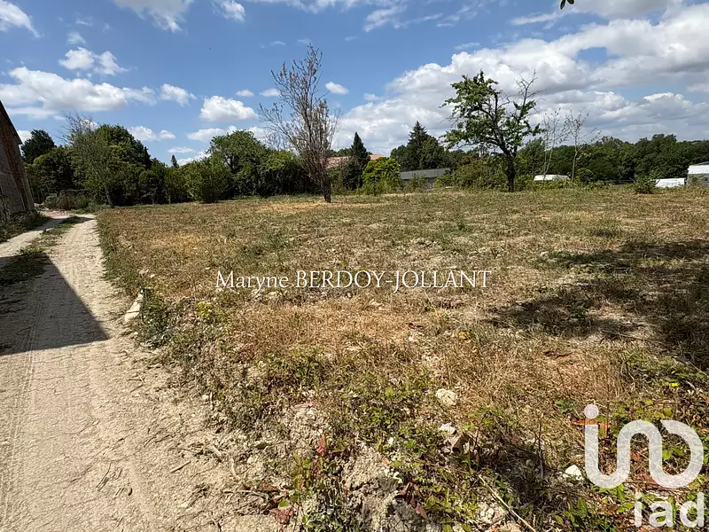 Terrain, 890 m²