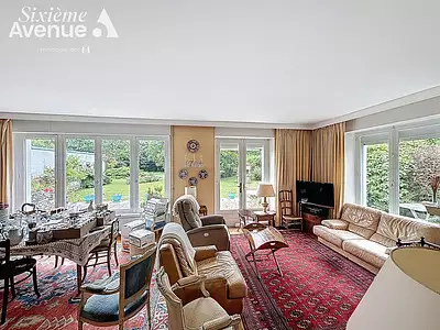 Maison, 240 m²