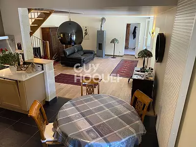 Maison, 215 m²