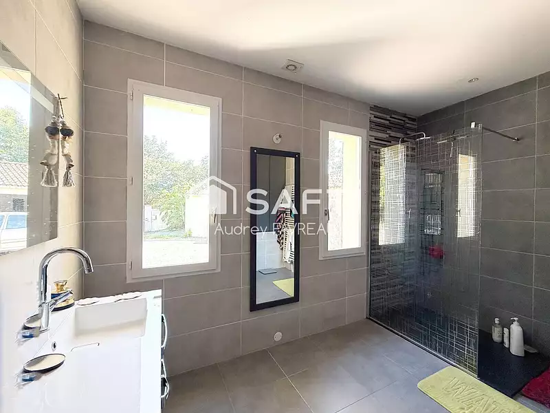 Maison, 177 m²