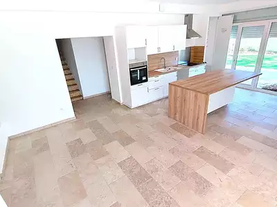 Maison, 193,13 m²
