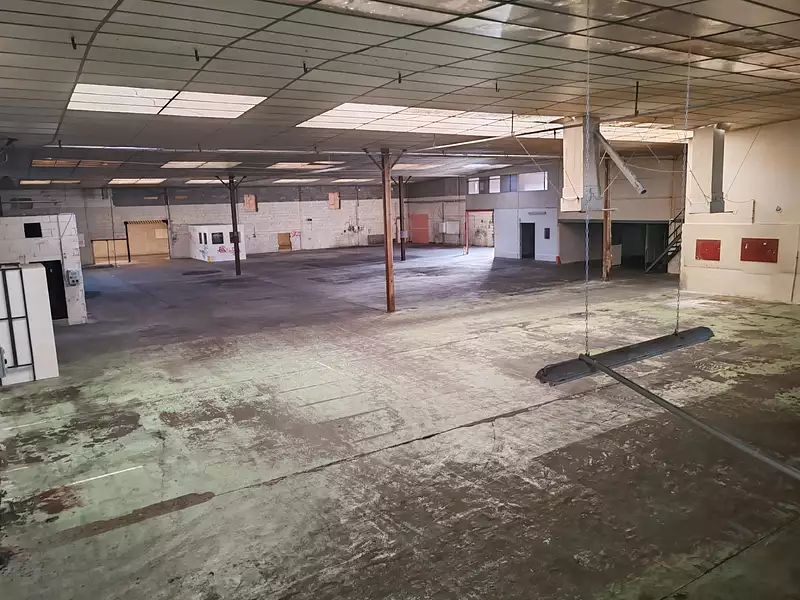 Divers, 6 000 m²