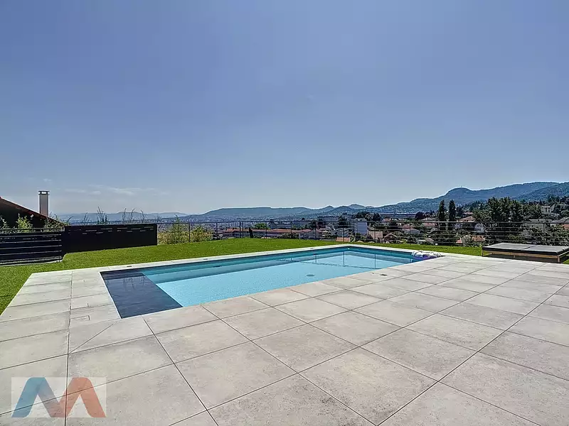 Maison, 201 m²