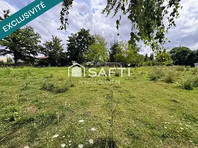 Terrain, 2 710 m²