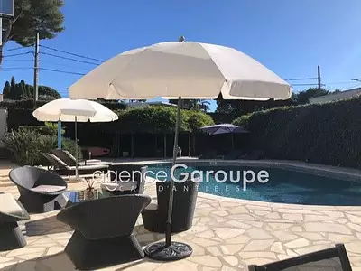 Maison, 280 m²