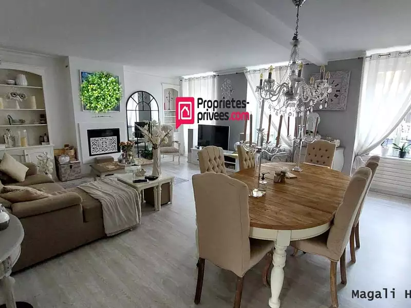 Immeuble, 360 m²
