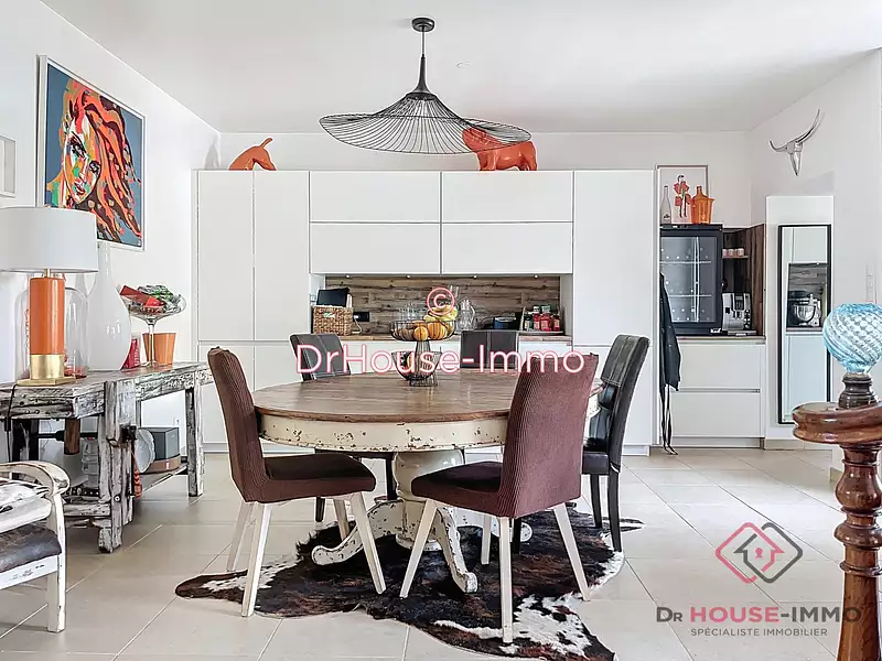 Maison, 208 m²