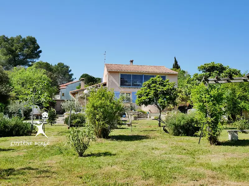 Maison, 172 m²