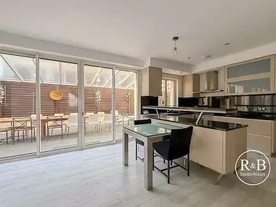 Maison, 207 m²