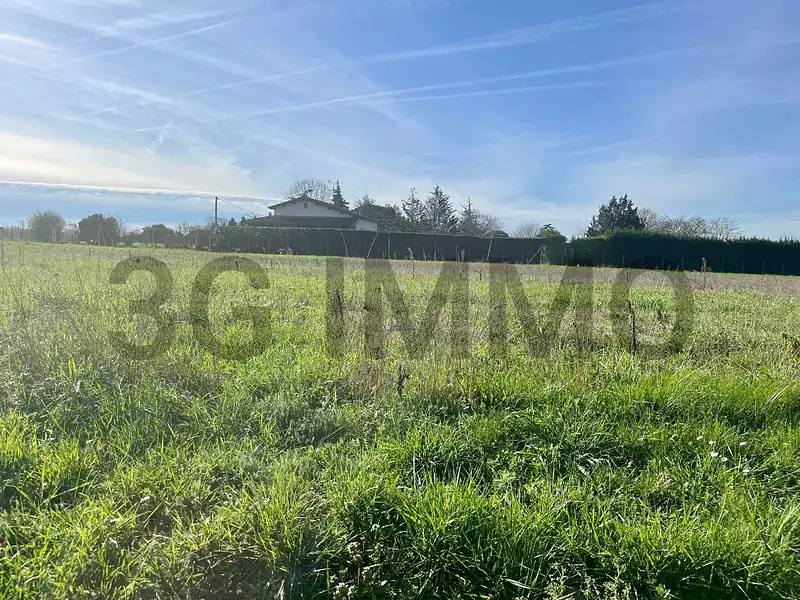 Terrain, 769 m²