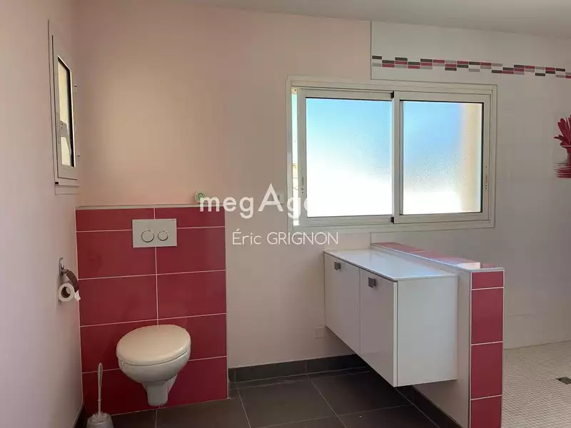 Maison, 190 m²