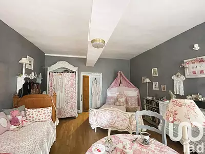 Maison, 284 m²