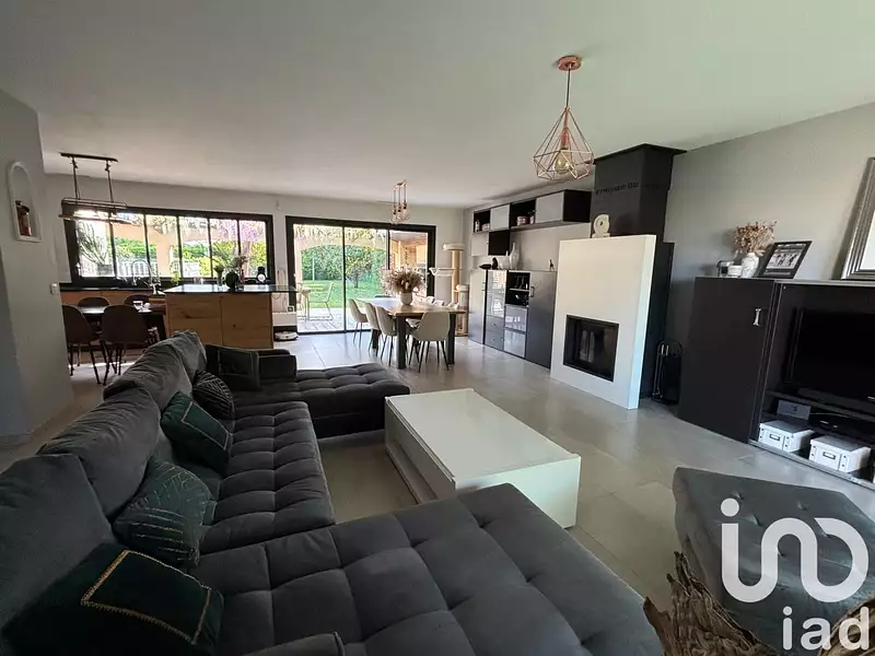Maison, 153 m²