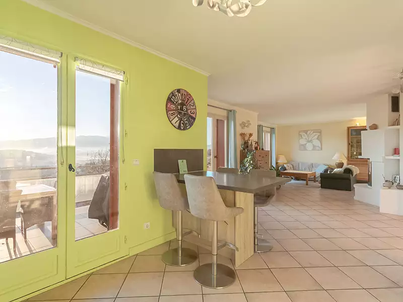Maison, 160 m²