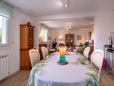 Maison, 190 m²