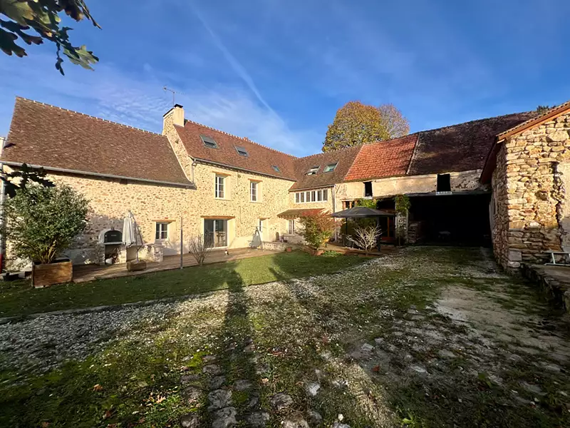 Maison, 340 m²