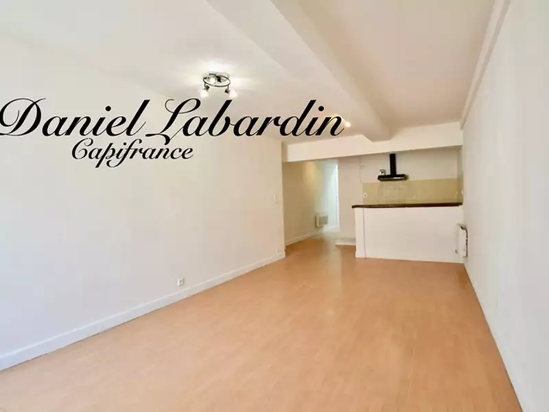 Immeuble, 154 m²