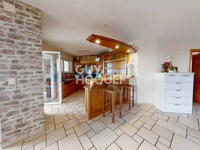 Maison, 161 m²