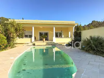 Maison, 201 m²
