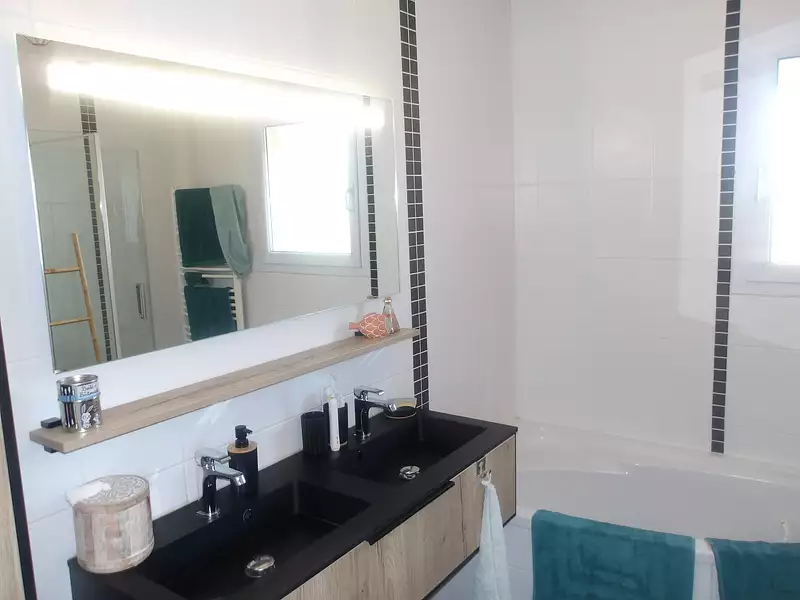 Maison, 158 m²