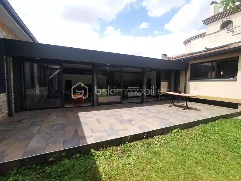 Maison, 200 m²