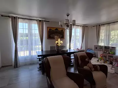 Maison, 195 m²