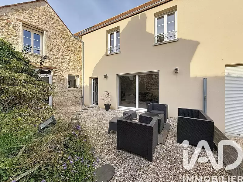 Maison, 153 m²
