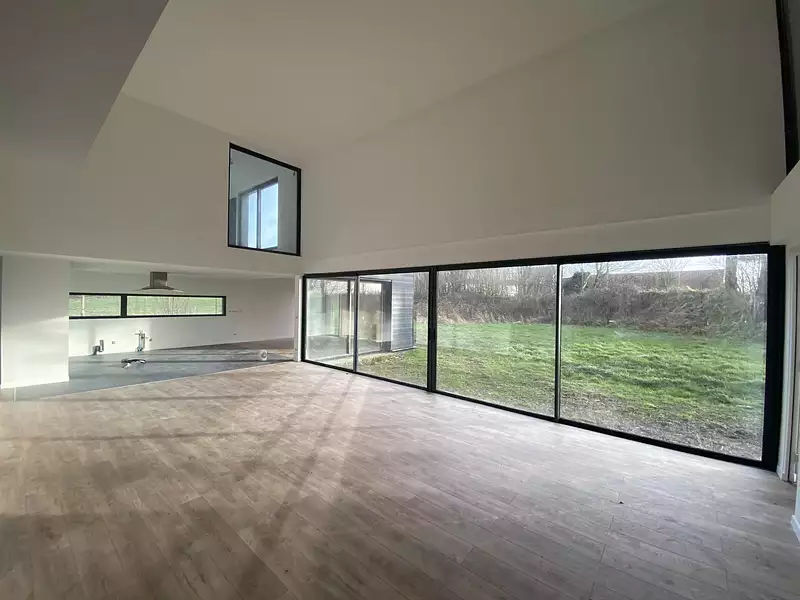 Maison, 268 m²