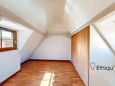 Immeuble, 220 m²