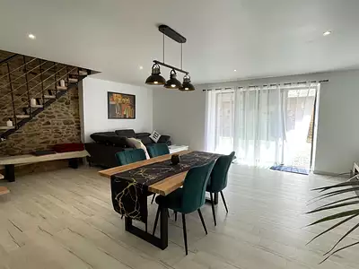 Maison, 165 m²