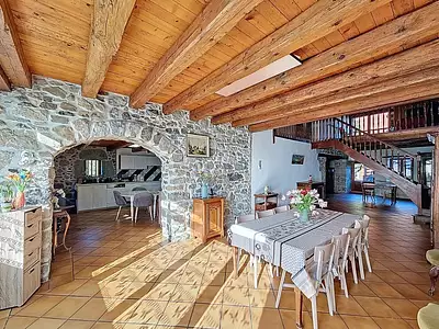 Maison, 185 m²