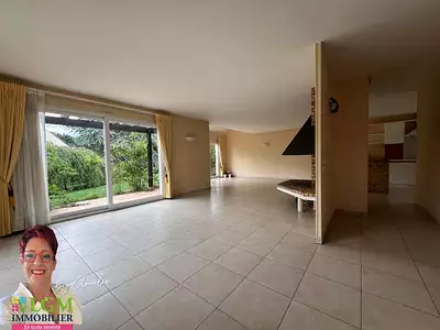 Maison, 180 m²