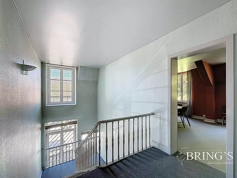 Maison, 260 m²