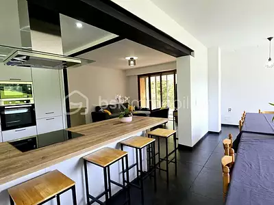 Maison, 180 m²
